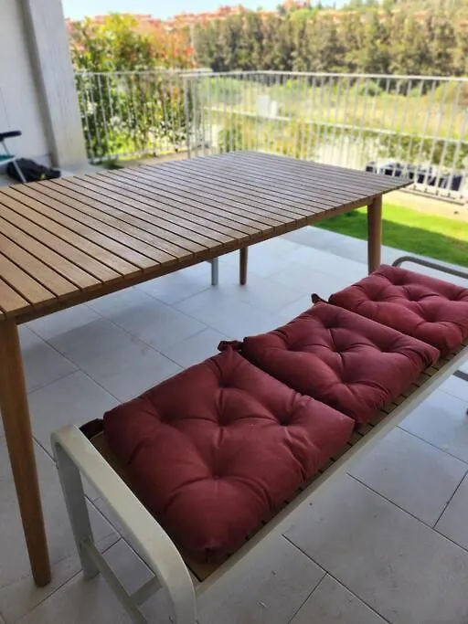Appartamento 2 Bed Luxury Apt In Estepona, Parking & Pools